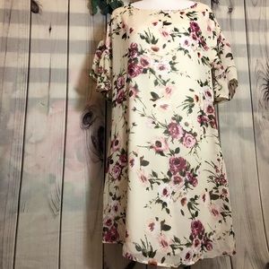 Love & Kuzo S NWOT Mini Floral Dress